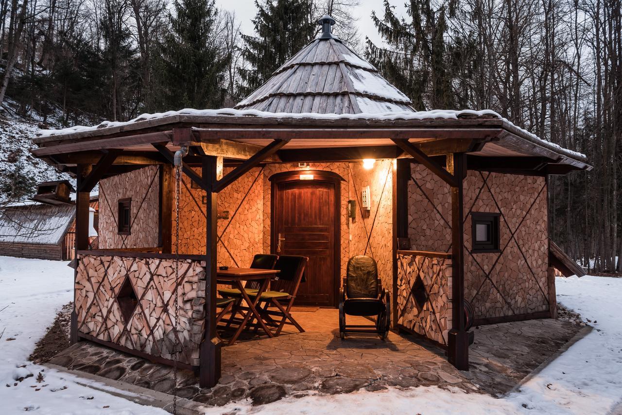 Glamping Pibernik - Pr' Hostar Hotel Блед Екстериор снимка