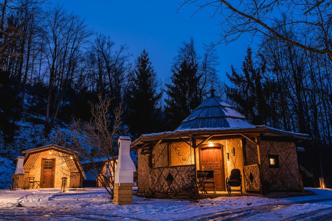 Glamping Pibernik - Pr' Hostar Hotel Блед Екстериор снимка