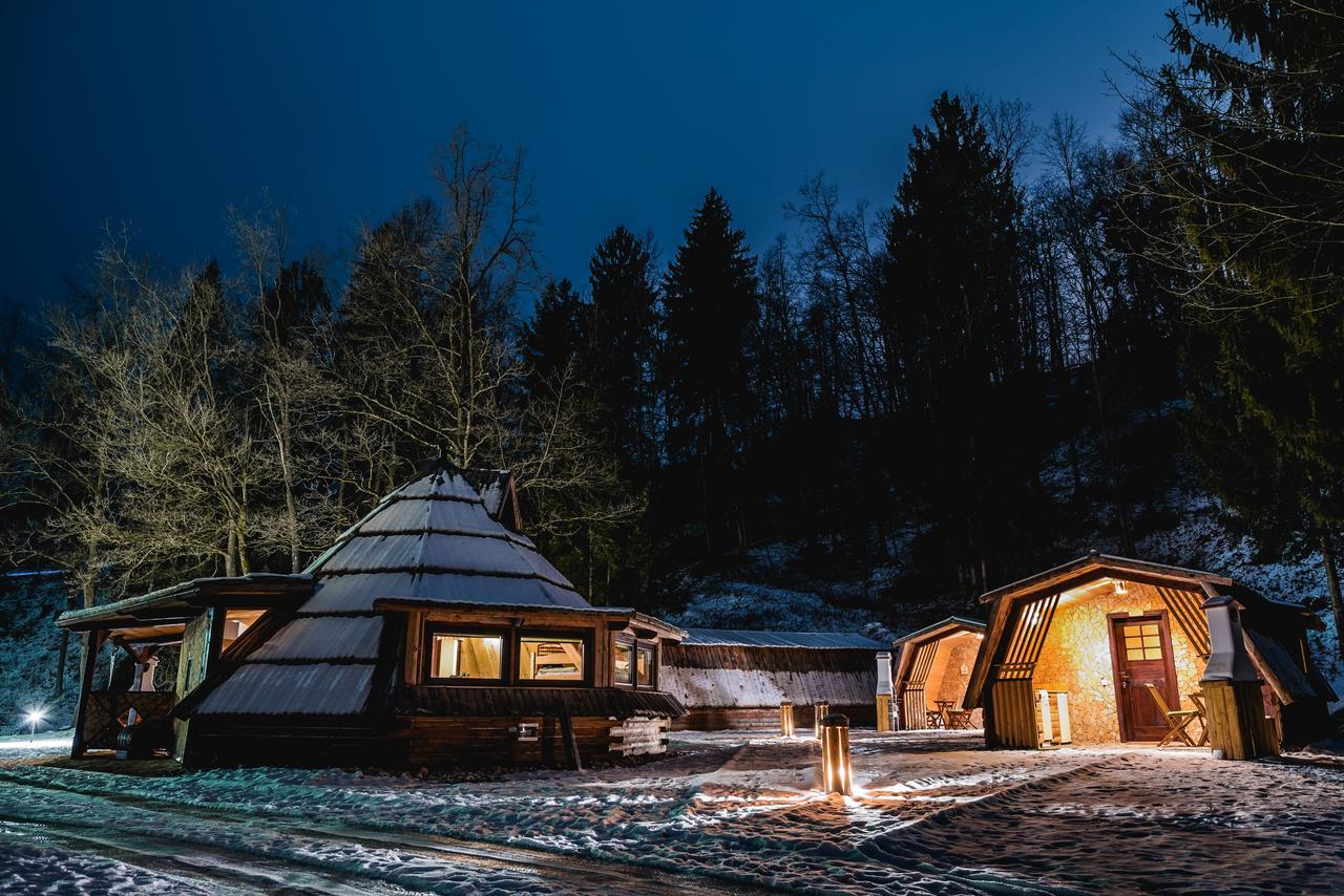 Glamping Pibernik - Pr' Hostar Hotel Блед Екстериор снимка