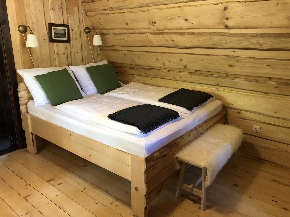 Glamping Pibernik - Pr' Hostar Hotel Блед Екстериор снимка